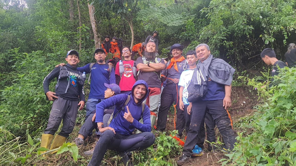 MDMC Solo & Boyolali gelar "Merbabu Hijau 113" (Milad 113). Tanam 113 pohon di Tuk Suci, Selo, untuk naikkan debit air & cegah longsor.