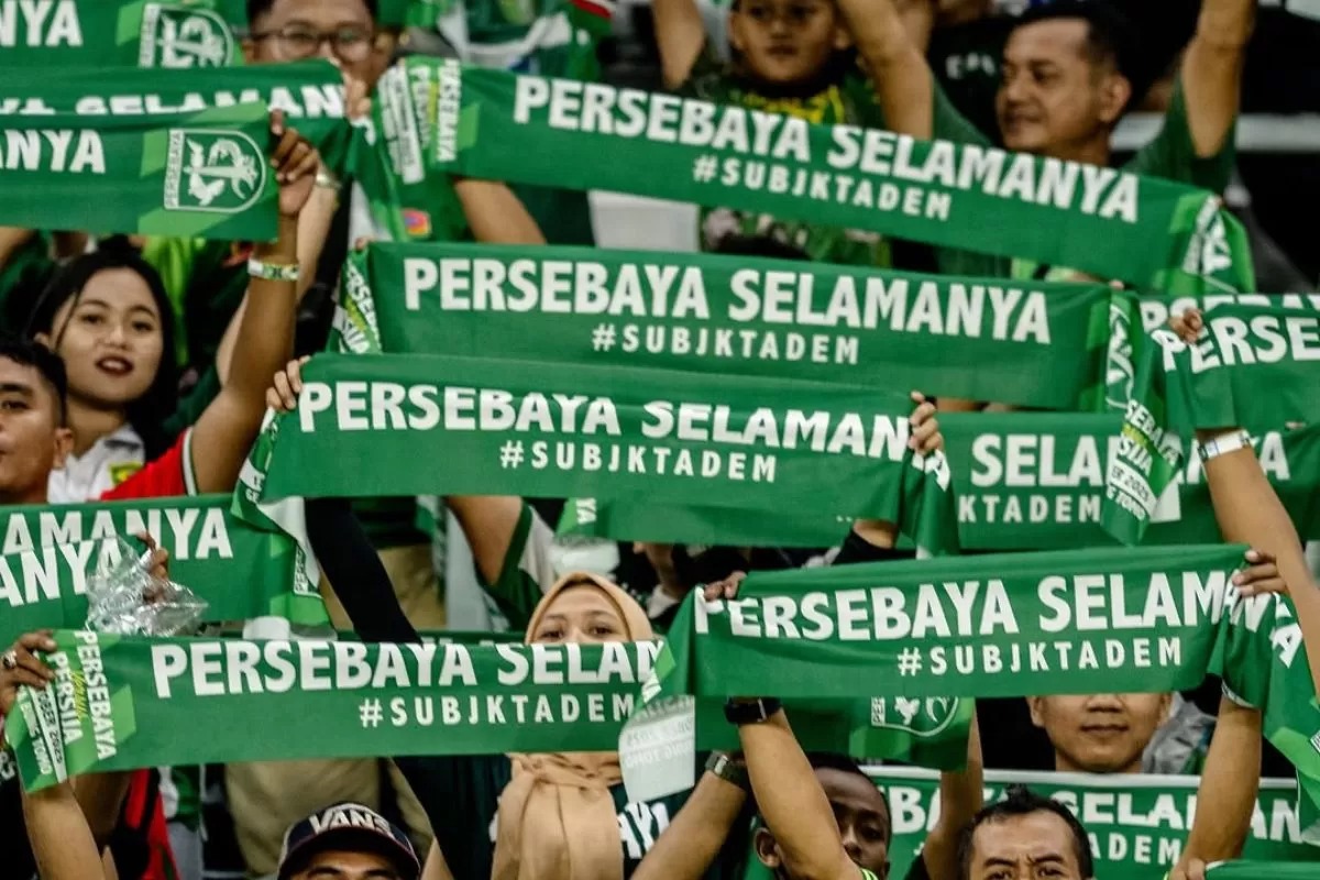 Bonek siapkan teror ke Arema FC jelang tandang ke markas Persebaya Surabaya di pekan ke-13 Super League 2025/2026, meski ada ancaman boikot.