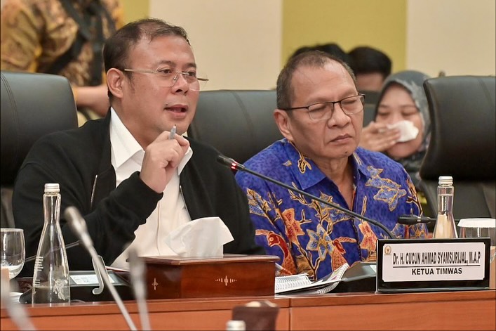 Cucun Ahmad Syamsurijal, Wakil Ketua DPR RI, ungkap kalimat kontroversial mengenai ahli gizi.