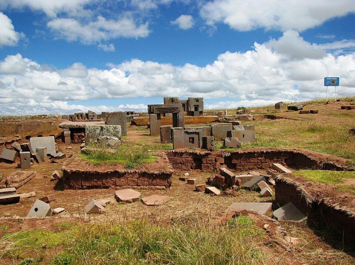 Ilustrasi Puma Punku.
