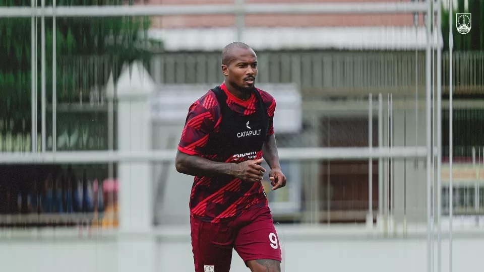 Penyerang Persis Solo, Gervane Kastaneer.