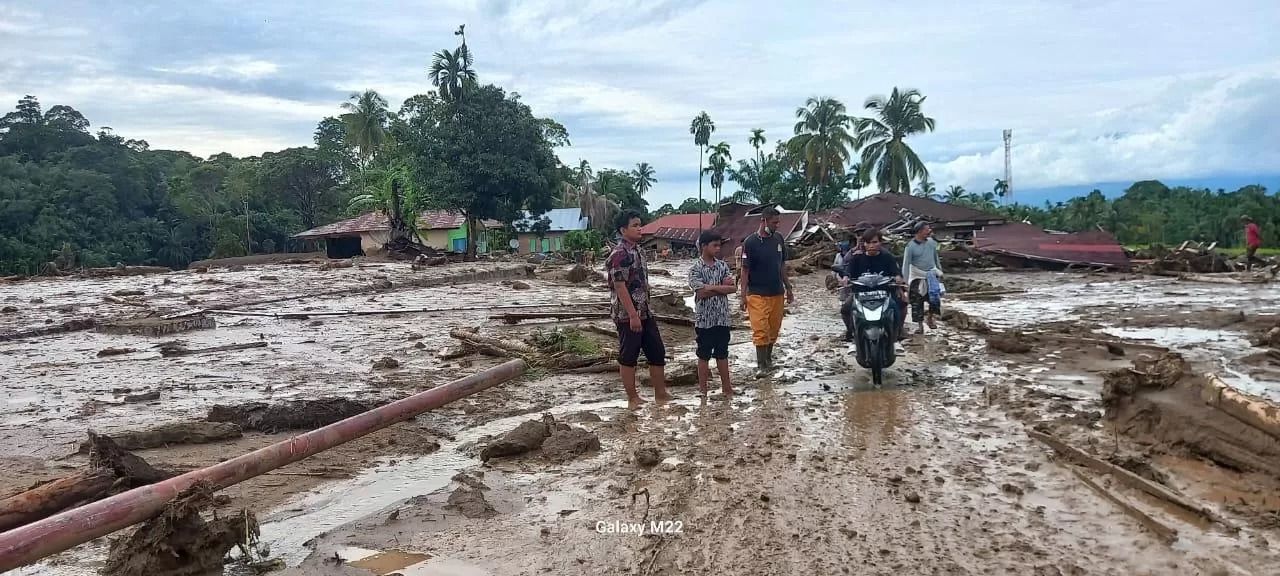 BNPB memperbarui data korban meninggal dunia di Kabupaten Agam, Sumbar. Pada Sabtu (29/11) sebanyak 74 korban meninggal dunia sudah terdata di Kabupaten Agam.