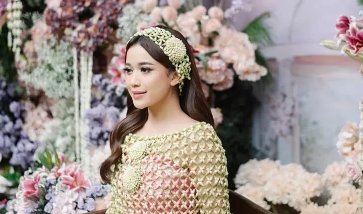 Brisia Jodie saat siraman.