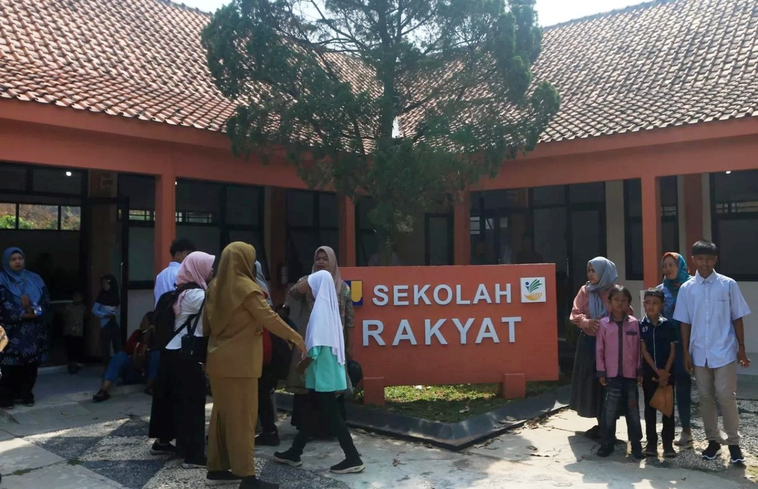 Ilustrasi Sekolah Rakyat. kemensos membuka ribuan formasi PPPK tenaga kependidikan untuk ditempatkan di sekolah rakyat.