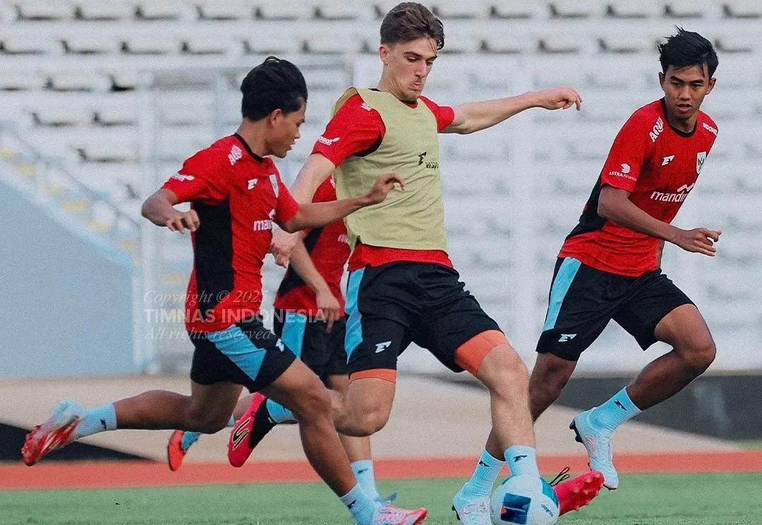 Timnas Sepak Bola Indonesia U-22 saat berlatih.