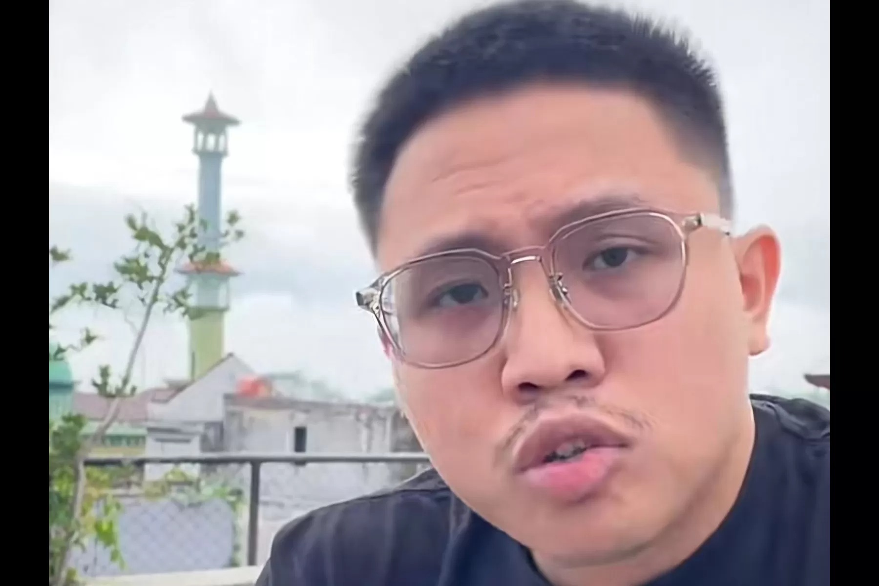 YouTuber Adimas Firdaus alias Resbob.