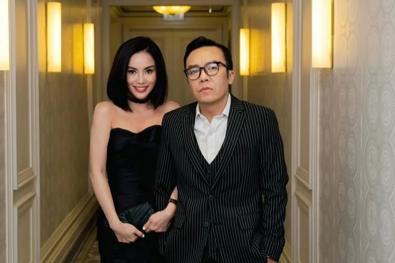 Ari Lasso Unggah foto mesra dengan kekasih barunya, Dearly Djoshua.