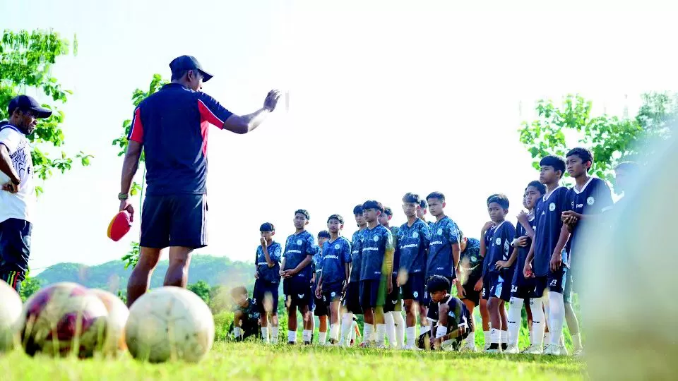Akademi Persis gelar coaching clinic di SSB KKO Wonogiri