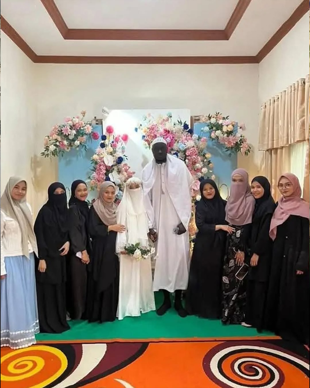 Pria Afrika Rela Terbang ke Luwu Demi Persunting gadis bernama Alifah.
