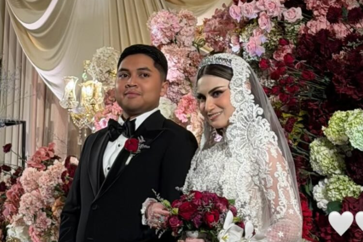 Raisya Bawazier menikah dengan Zidan.