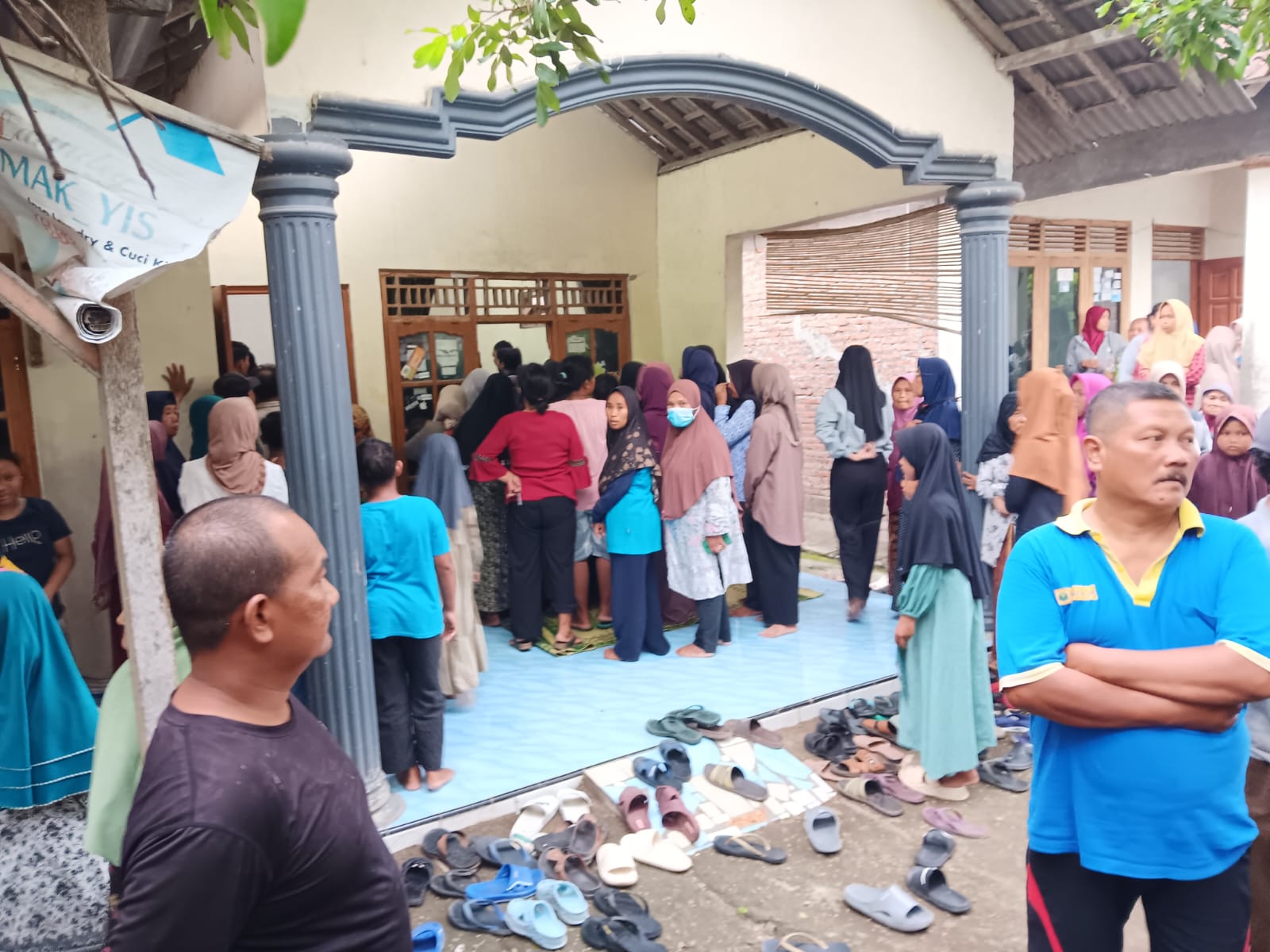 Suasana rumah duka di Desa Kalikebo, Kecamatan Trucuk, Klaten