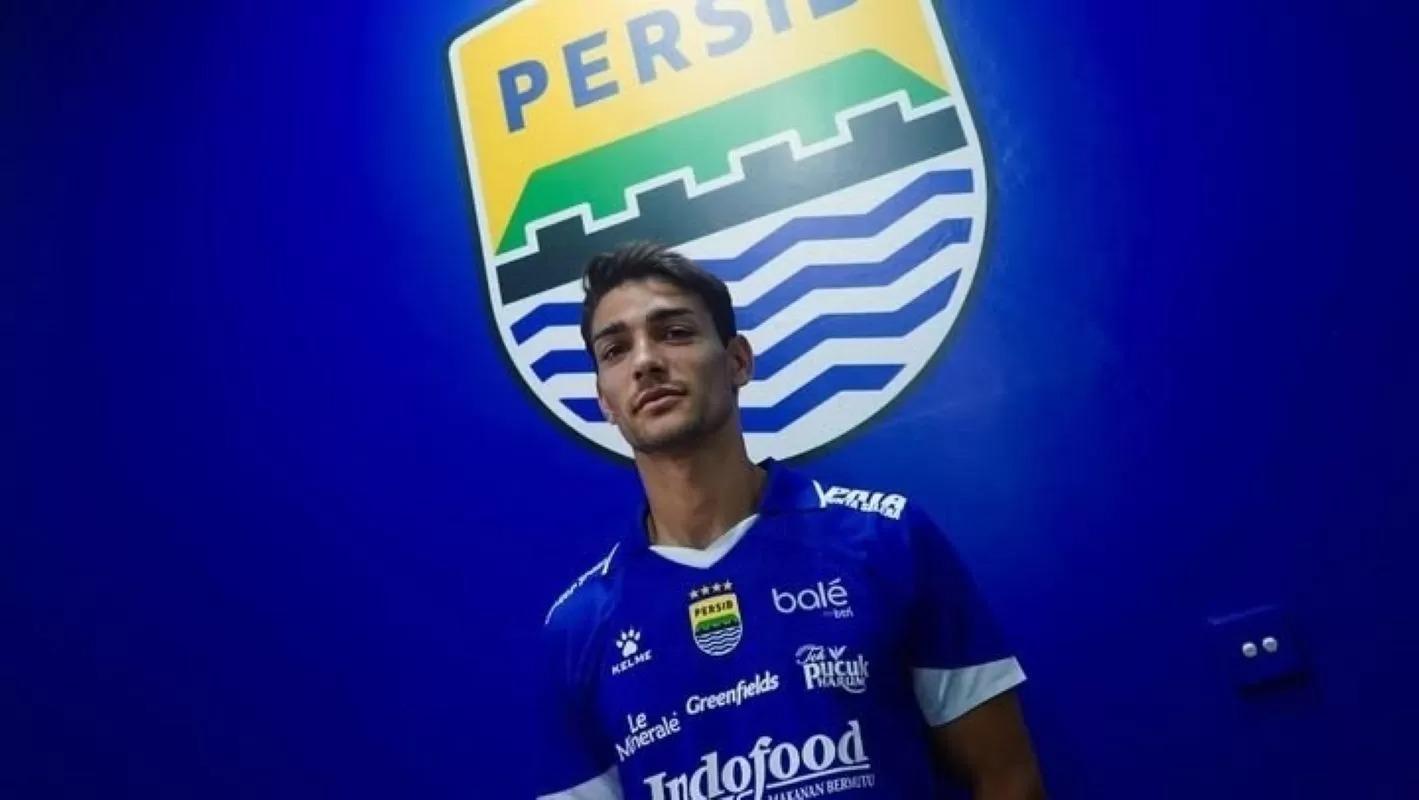 Federico Barba saat diperkenalkan sebagai pemain Persib Bandung awal musim ini. 
