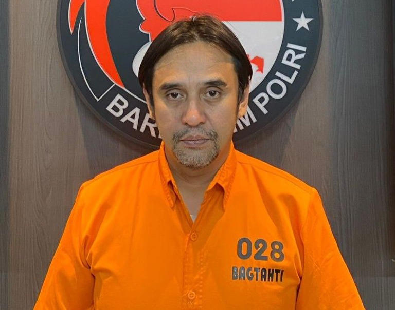 Buron kasus narkoba Tigran Denre Sonda yang menyerahkan diri kepada Bareskrim Polri.