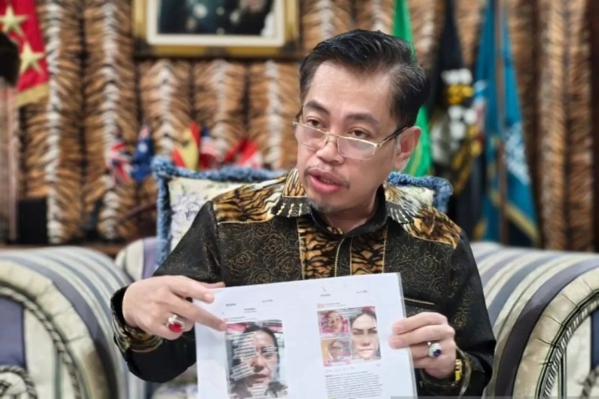 Ketua DPW LBH LIRA Sulsel Ryan Latif laporkan salah satu klinik kecantikan ke Polda Sulawesi Selatan.