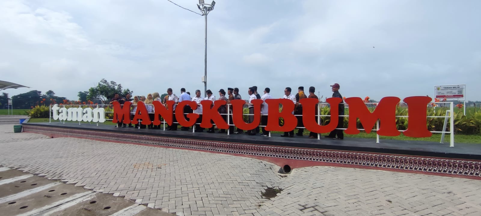 Ikon Baru Kota Sragen: Taman Mangkubumi.