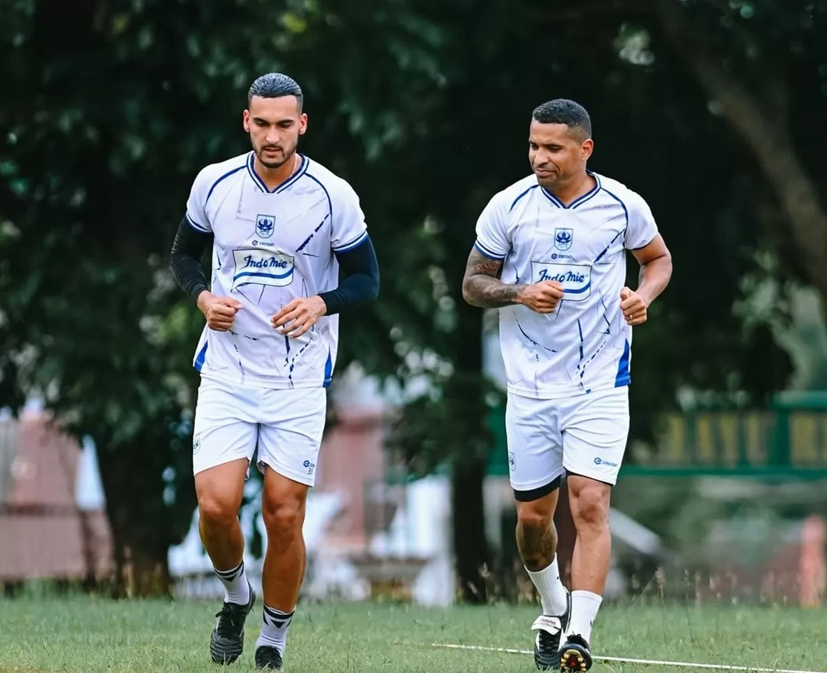 Aldair Simanca (kiri) dan Alberto Goncalves (kanan) jadi pemain baru PSIS Semarang untuk Putaran Kedua Championship 2025/2026.