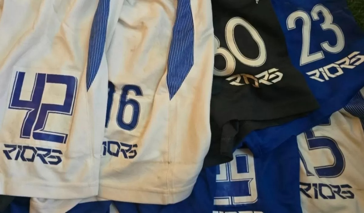Ilustrasi jersey PSIS Semarang hilang di mess.