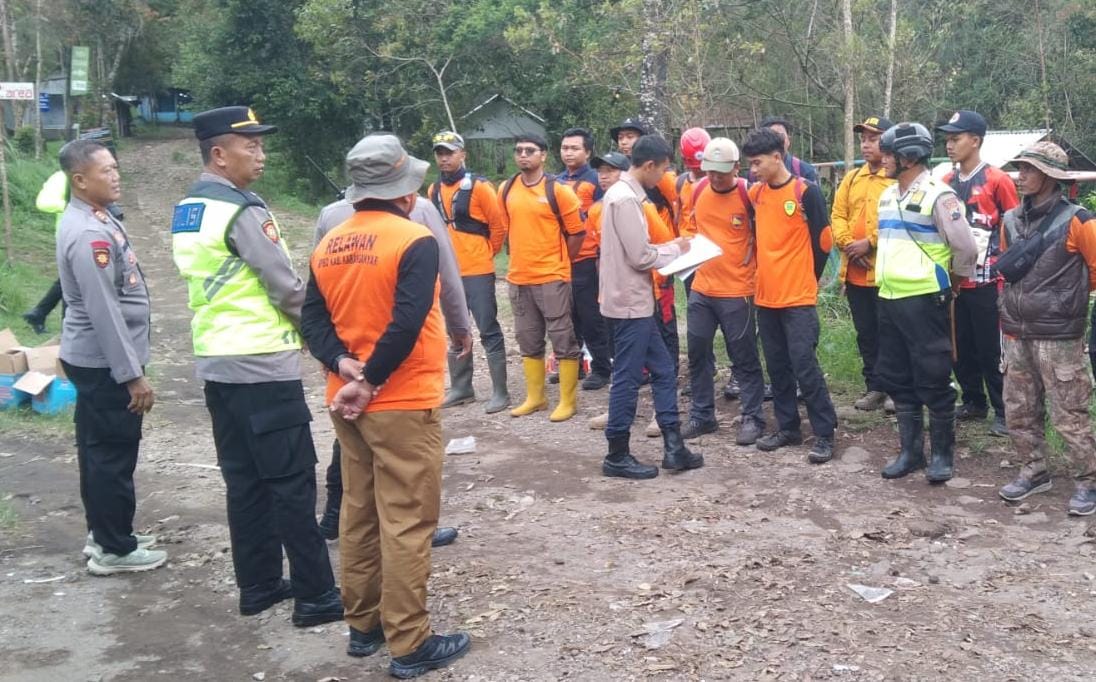 Medan Ekstrem, Tim SAR Bakal Gunakan Drone Cari Pendaki Hilang di Mongkrang