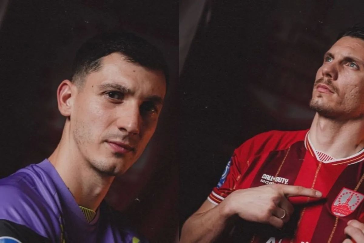 Dua pemain asing anyar Persis Solo asal Serbia yakni kiper Vukanis Vranes (kiri) dan bek Dusan Mijic (kanan).