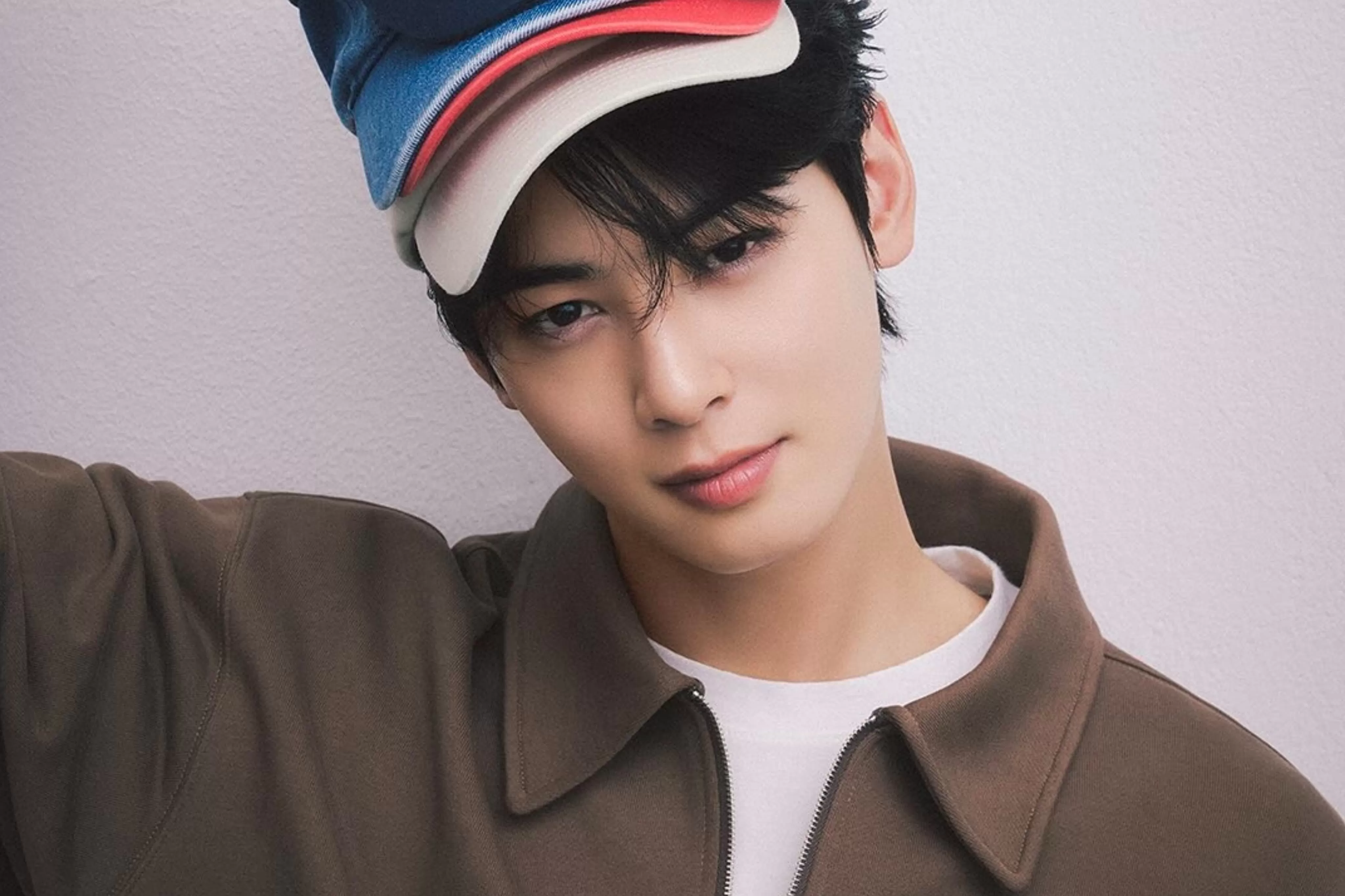 Cha Eun Woo.