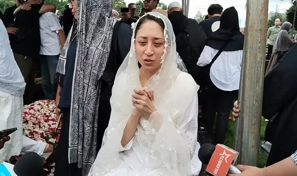 Istri Lucky Widja, Aleima Sharuna.