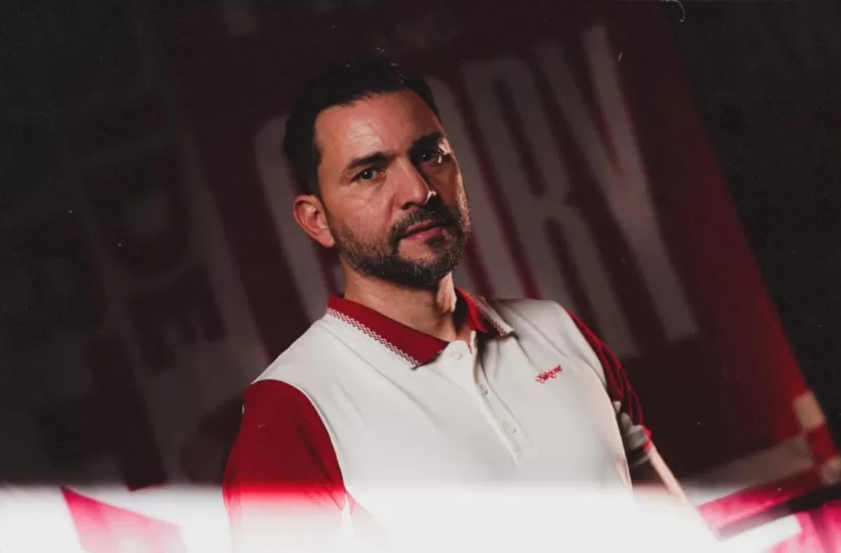 Milos Durovic ditunjuk sebagai asisten pelatih Persis Solo.