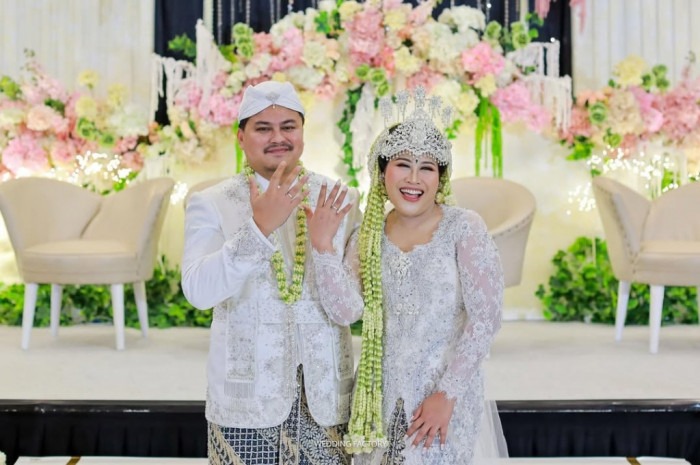 Pernikahan Rully Anggi dan Boiyen.