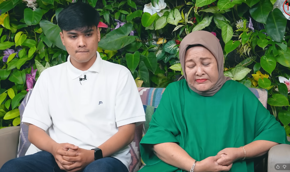 Ressa Rizky saat tampil di YouTube Denny Sumargo.