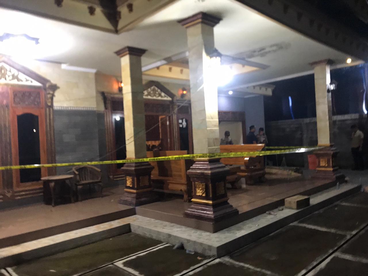 Suasana rumah korban perampokan disertai kekerasan di Karanggede