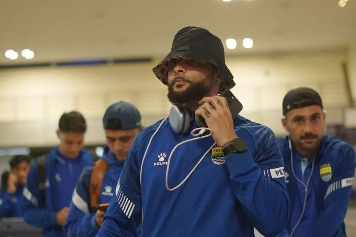 Layvin Kurzawa berpeluang debut Bersama Persib pada laga lawan Ratchaburi Thailand di ACL Two.