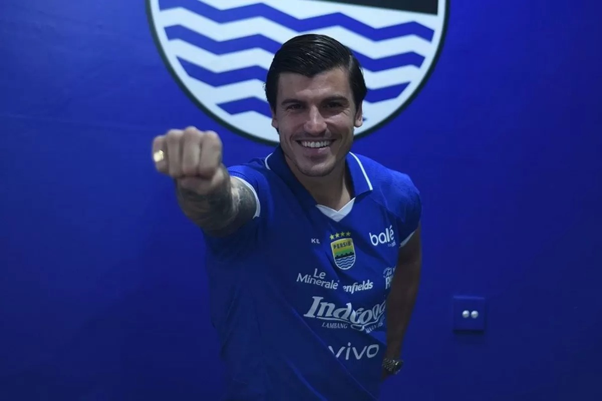 Penyerang Persib Bandung Sergio Castel siap beraksi.