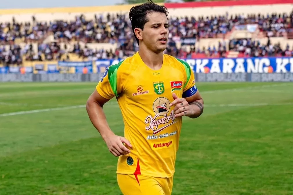 Kapten Persebaya Surabaya Bruno Moreira 