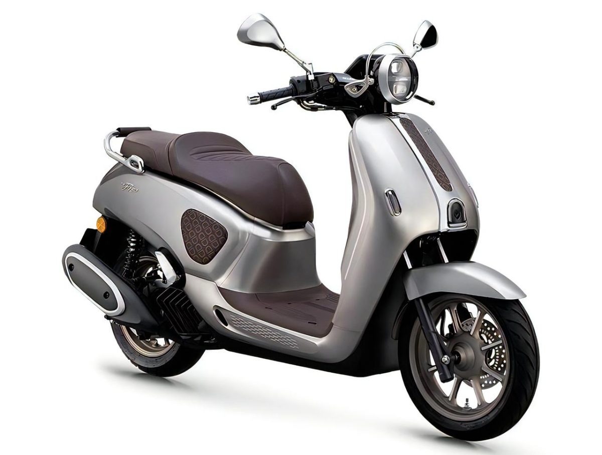 Honda NWF150 yang punya desain bodi mirip Yamaha Fazzio dan Filano.