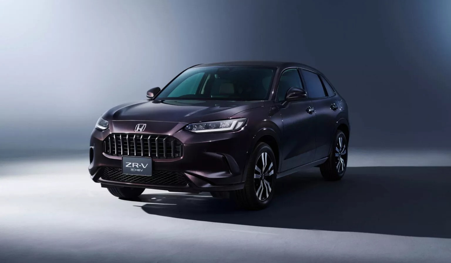 Kembaran Honda HR-V yang rilis di pasar mobil Jepang.