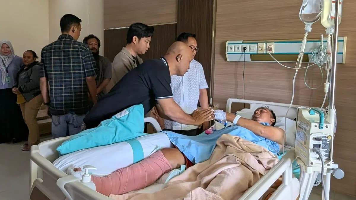Kondisi kesehatan Haji Muhammad Suryo, founder Surya Group sekaligus pengusaha rokok HS, terus membaik pasca mengalami insiden kecelakaan sepeda motor. 