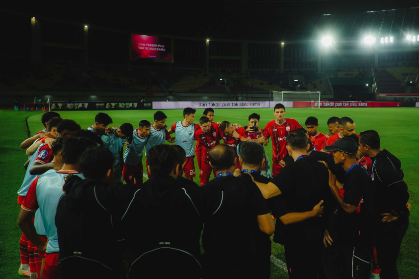 Pemain dan Staff Persis Solo.