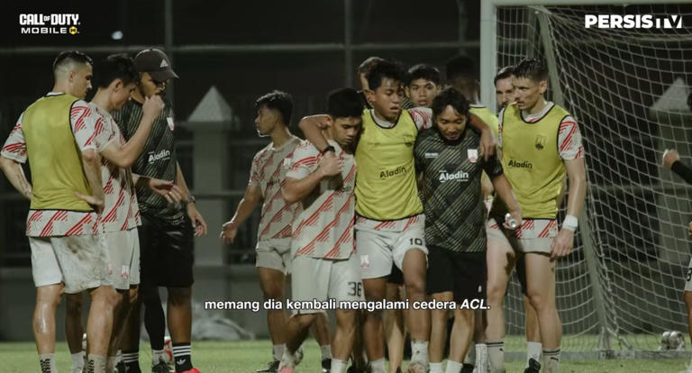 Febri Hariyadi Cedera ACL.