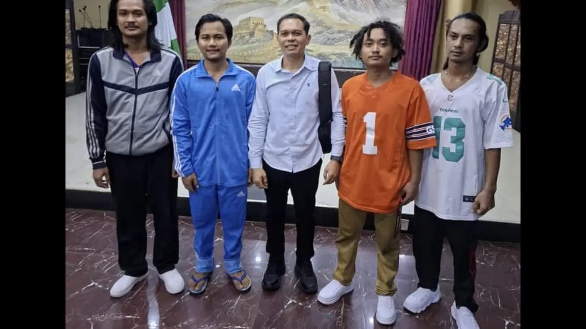 Empat WNI yang berhasil diselamatkan dari bajak laut di Gabon. Mereka sempat disandera sejak 11 Januari 2026. 