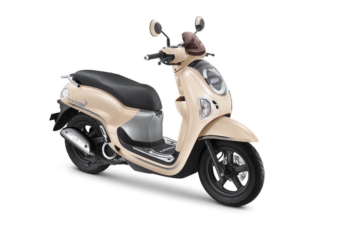 Tampilan Honda Scoopy ala Vespa.