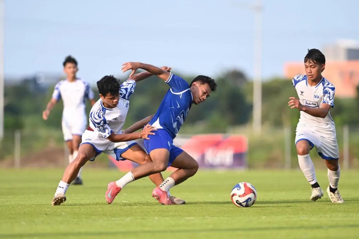 PSIS Semarang berhasil melibas PSIS U-20 dengan skor akhir 4-0 dalam laga uji coba di Lapangan POJ City, Kota Semarang, Kamis (12/3/2026). 