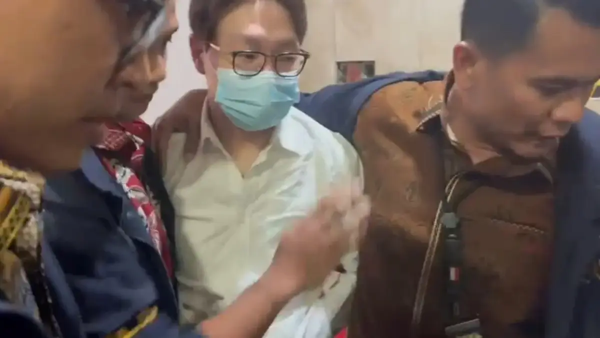 dokter Richard Lee saat digelandang ke Rutan Polda Metro Jaya. (Istimewa)