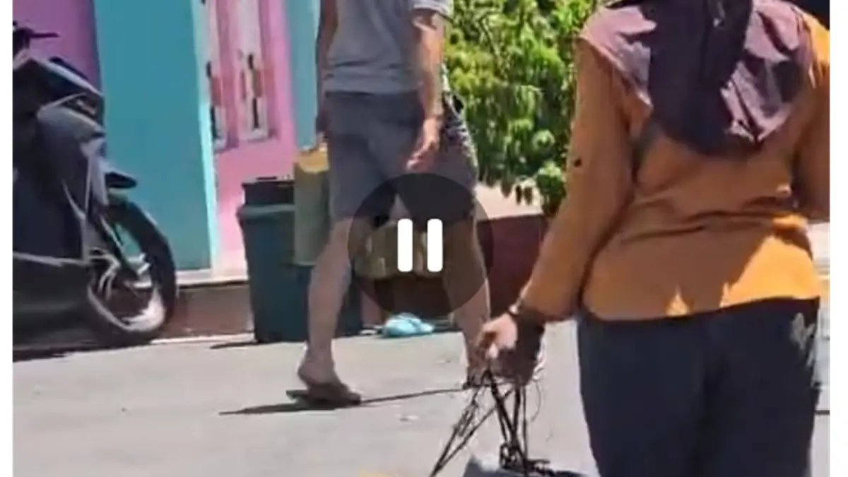 Video viral dugaan borong BBM pakai jerigen di SPBU Sumberlawang Sragen menuai sorotan. (ISTIMEWA)