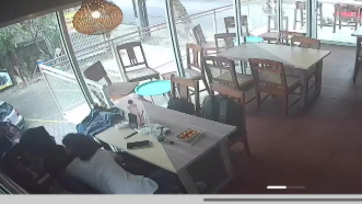 Geger video 1 menit 18 detik di kedai dimsum di Solo. (Instagram @ppaidimsum)
