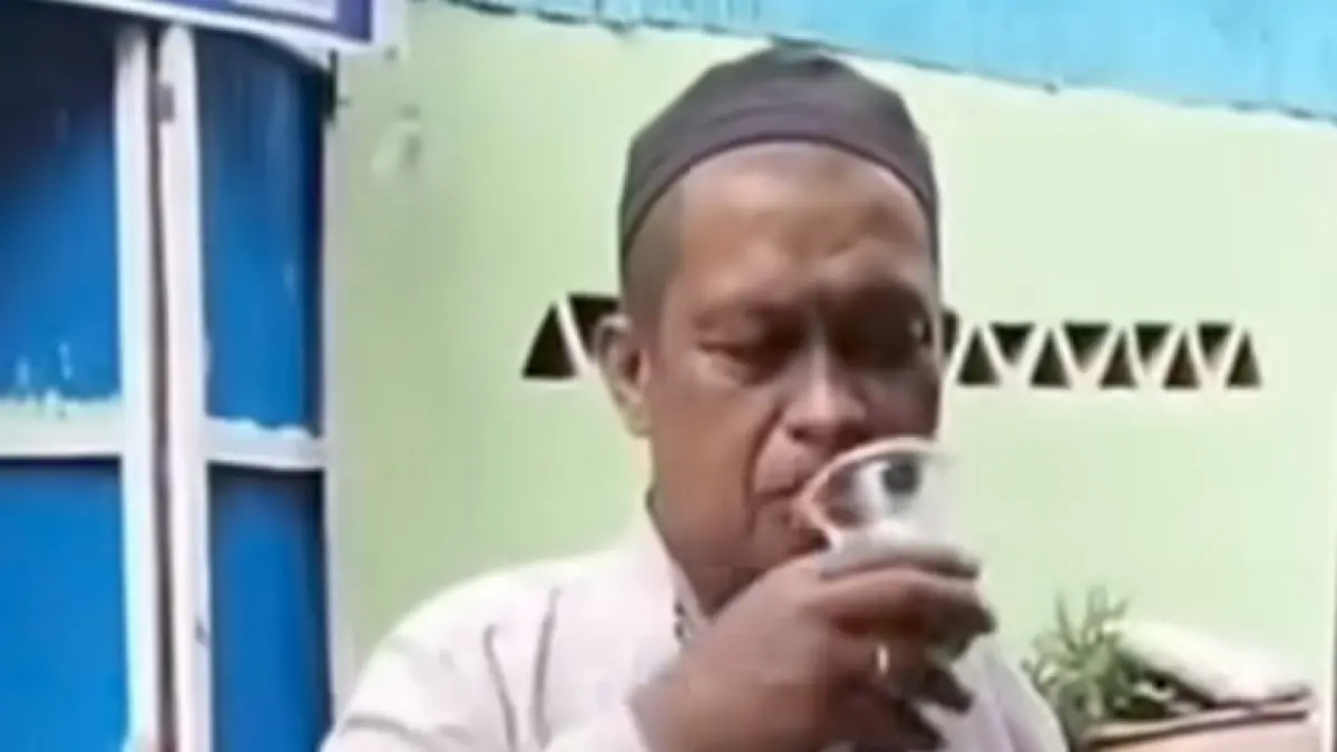 Tangkapan layar pria di Makassar yang minum oli mesin. (ISTIMEWA)