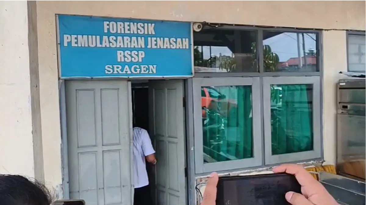 Kasus duel maut siswa SMPN 2 Sumberlawang Sragen menewaskan pelajar kelas 8. Polisi turun ke TKP dan masih mendalami motif serta kronologi kejadian. (AHMAD KHAIRUDIN/SOLOBALAPAN.COM)