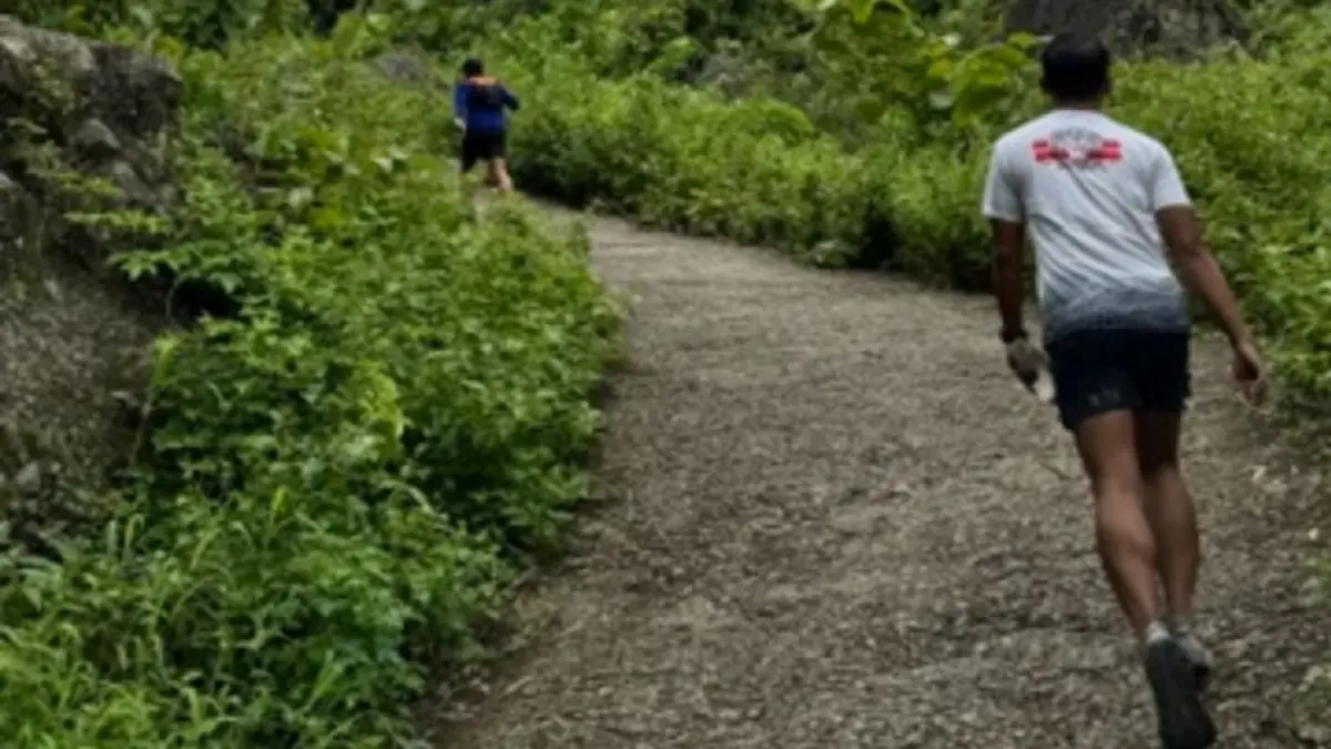 Hidden Gem Sukoharjo:Trekking ke Puncak Laskar Pelangi Gajah Mungkur
