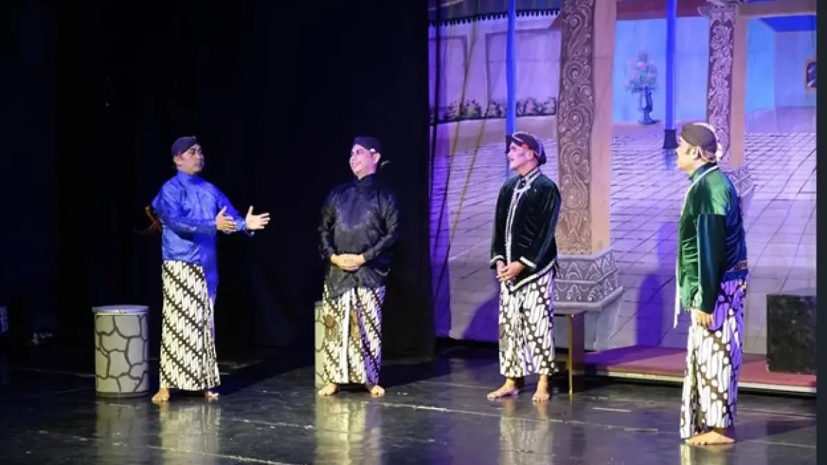 Pertunjukan Kethoprak Program Studi Teater, Institut Seni Indonesia (ISI) Surakarta. (DOK. Pribadi Antika Fitriyani)