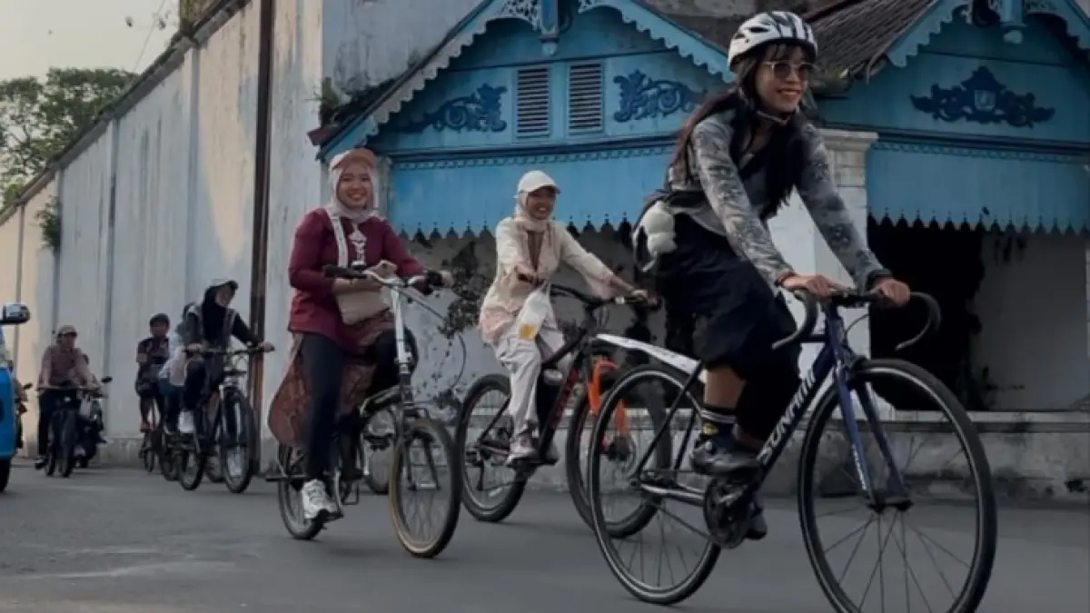 GOWES : Komunitas pesepeda perempuan di Solo menggaungkan pentingnya ruang aman bersepeda. (ALFIDA NURCHOLISAH/SOLOBALAPAN.COM)