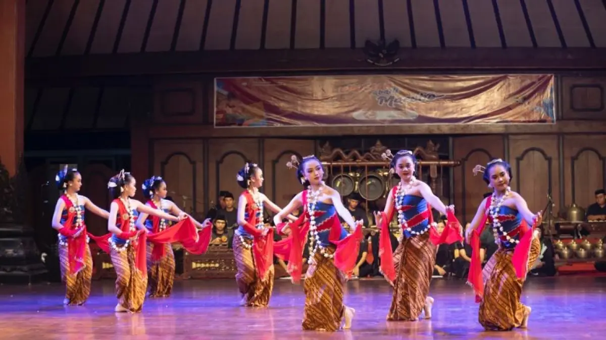 Tari Gambyong Pareanom. (DOK: ISI Surakarta)