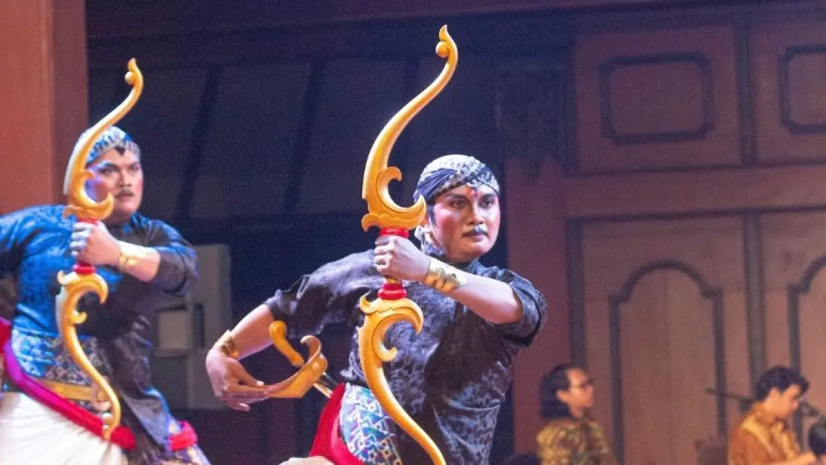Tari Jemparingan. (DOK: Prodi Tari ISI Surakarta)